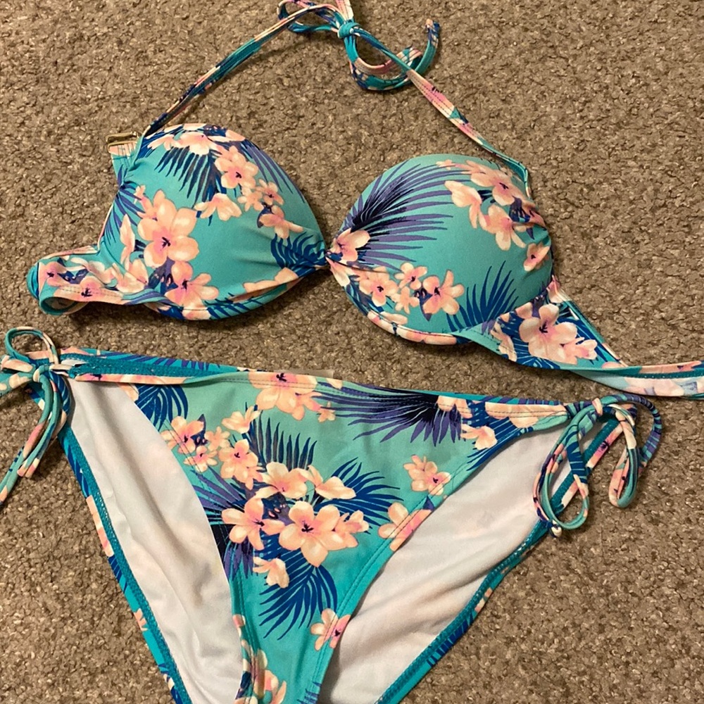 Hot Water bikini